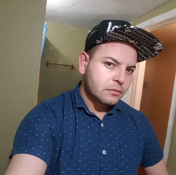 Poshmark profile picture for @franky
